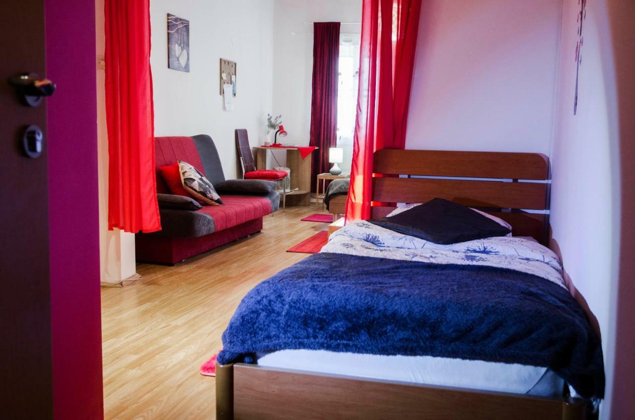 Rooms And Apartment Veral-Ka Karlovac Exterior foto
